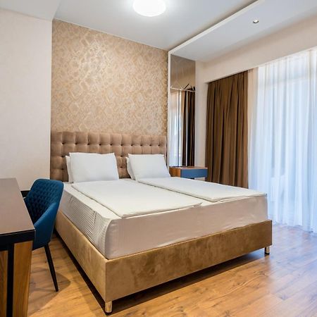 Olympus Hotel By Umbrella Tbilisi Ngoại thất bức ảnh