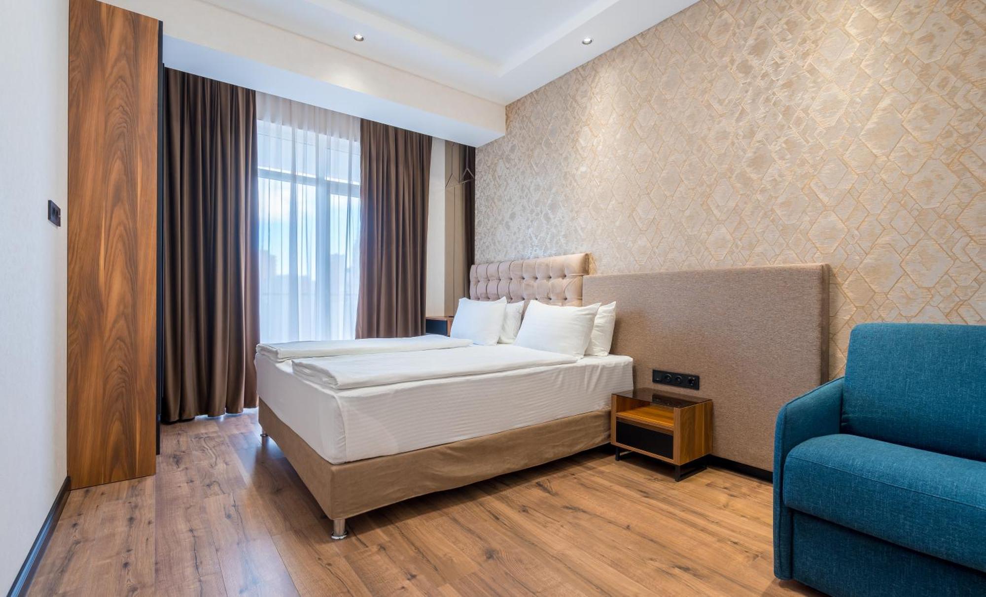 Olympus Hotel By Umbrella Tbilisi Ngoại thất bức ảnh