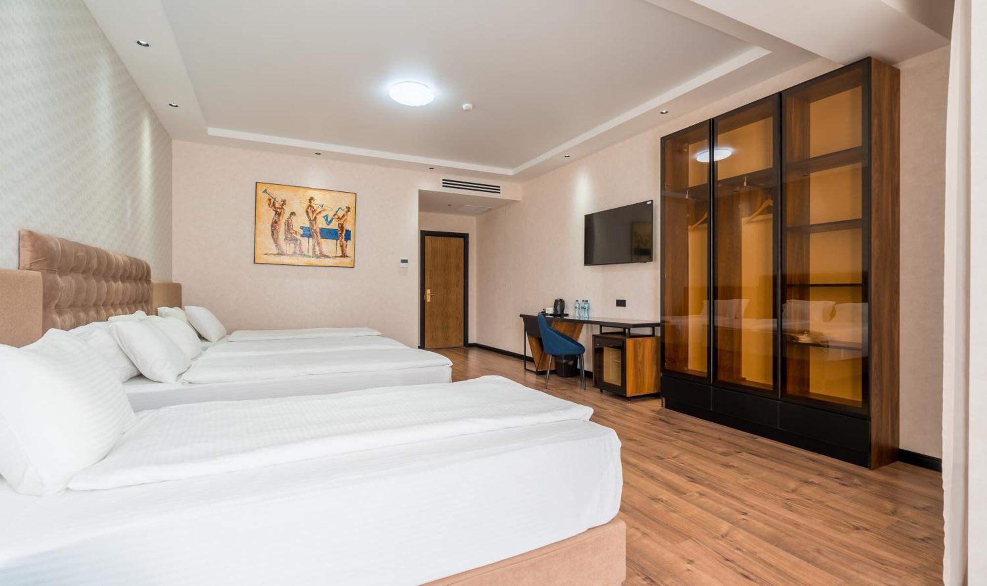 Olympus Hotel By Umbrella Tbilisi Ngoại thất bức ảnh