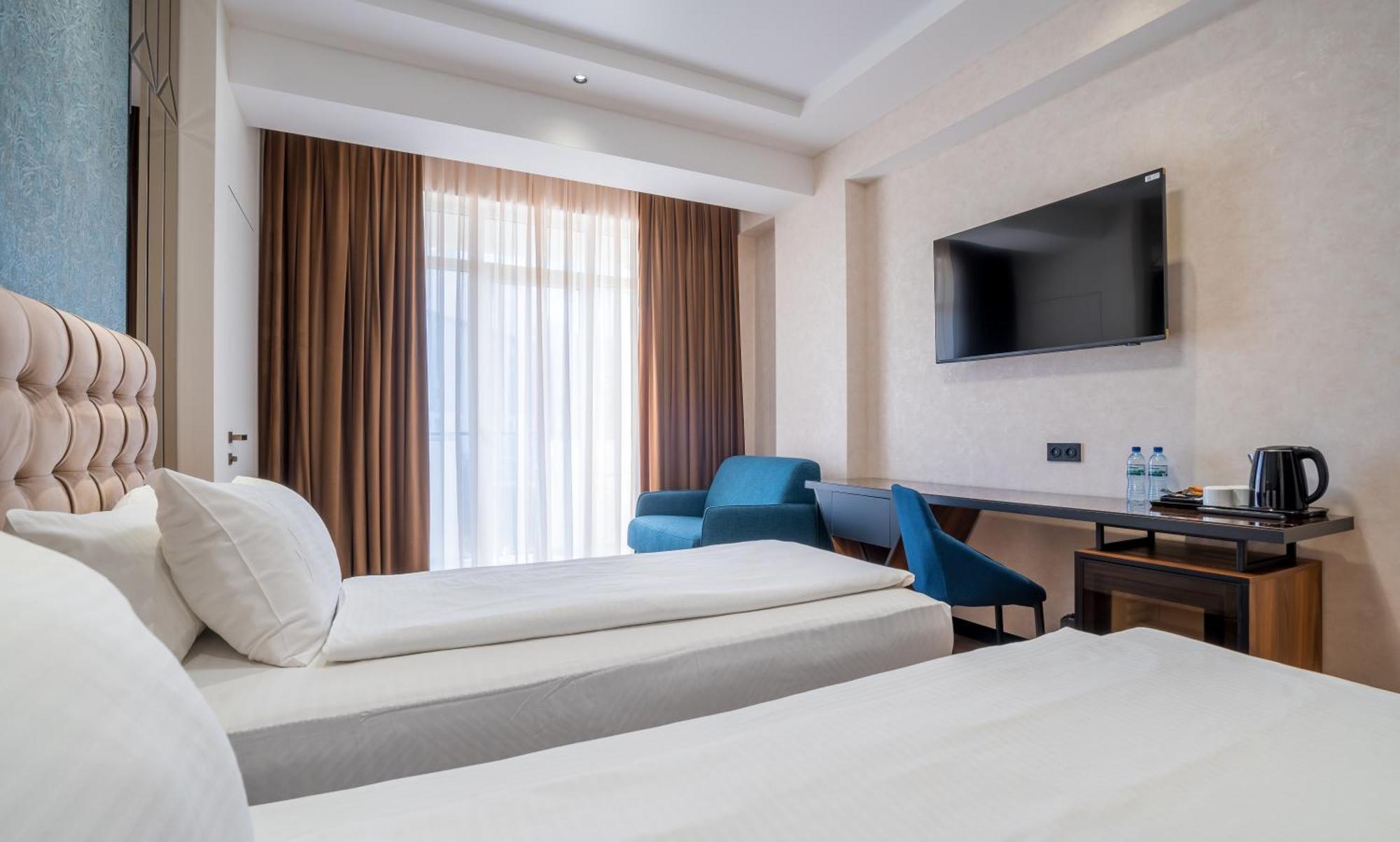 Olympus Hotel By Umbrella Tbilisi Ngoại thất bức ảnh